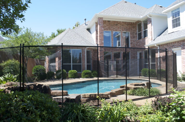pool fence installation in Miami